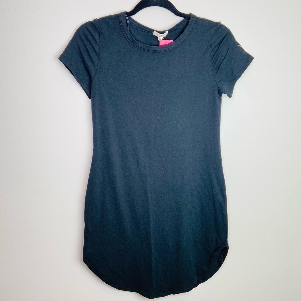 NWT women’s black body con‎ t shirt dress size medium